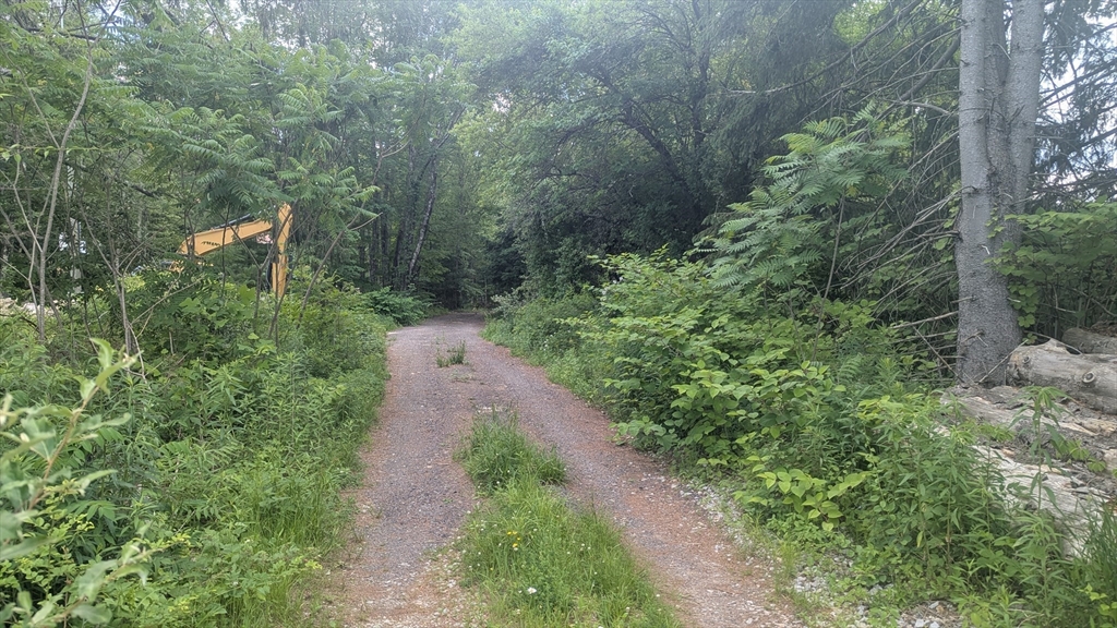 Lot 0 North Sturbridge Road Charlton, MA 01507 - Photo 8 of 11