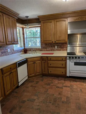 $389,899 | 75 East Pinewood Drive, Slidell, LA 70458