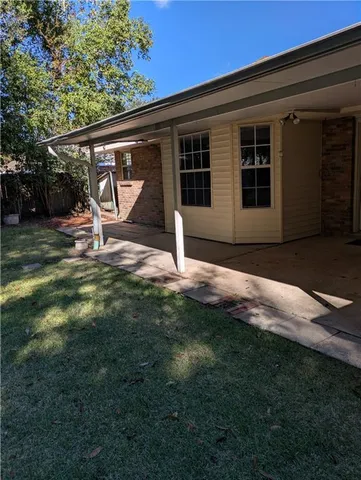 $389,899 | 75 East Pinewood Drive, Slidell, LA 70458