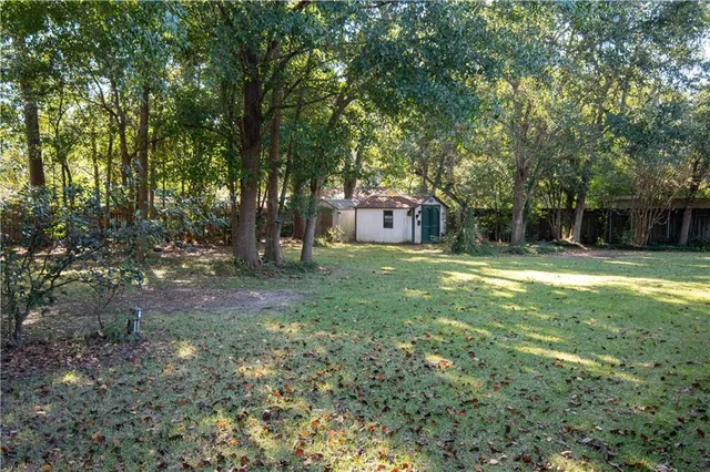 $389,899 | 75 East Pinewood Drive, Slidell, LA 70458