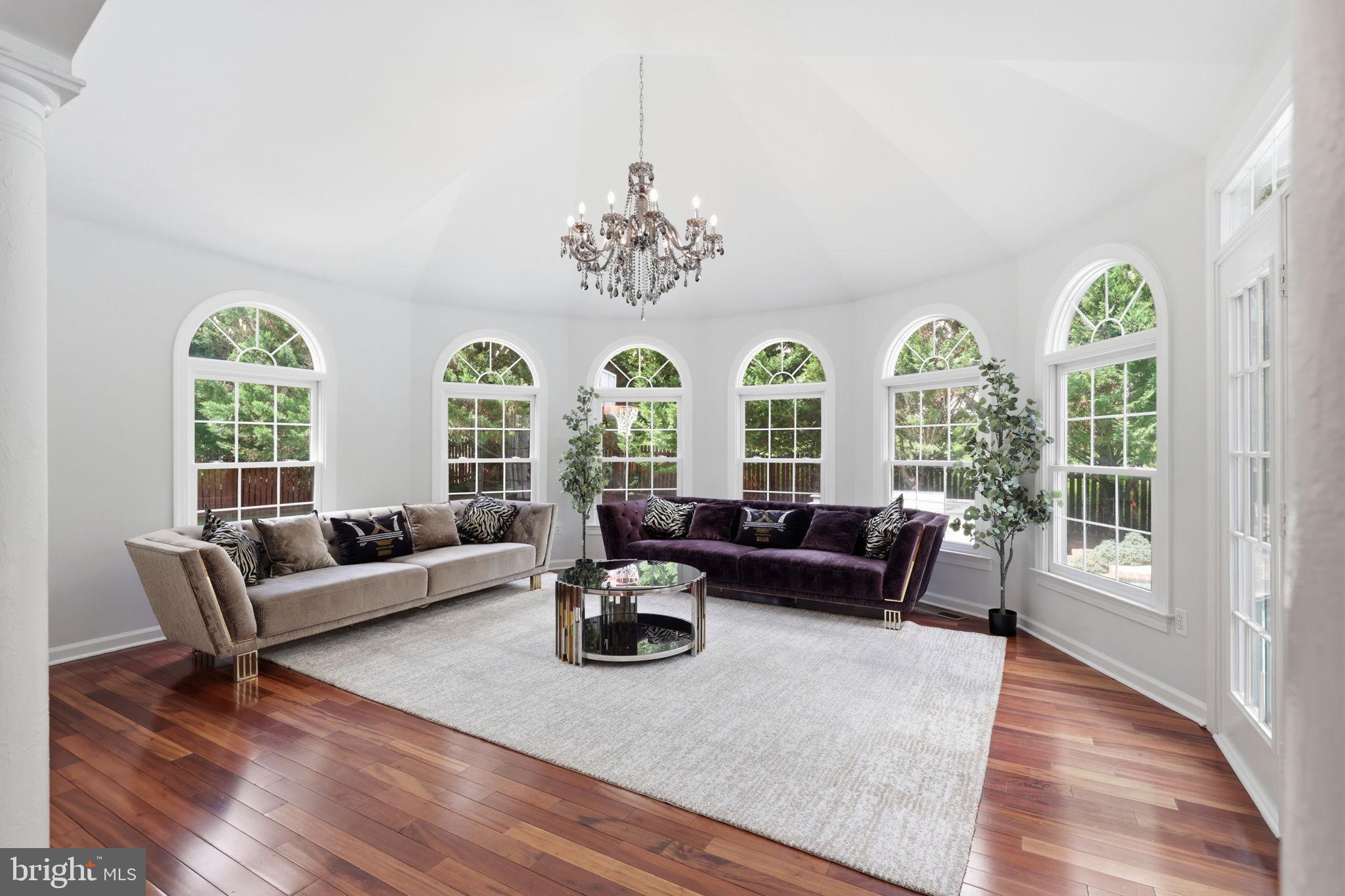 18426 Rim Rock Circle Leesburg, VA 20176 - Photo 19 of 60 Elegant sunlit living space.