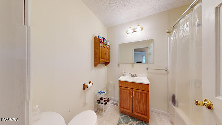245 Sunrise Lane Decatur, TN 37322 - Photo 28 of 46 Sunrise Hall Bath