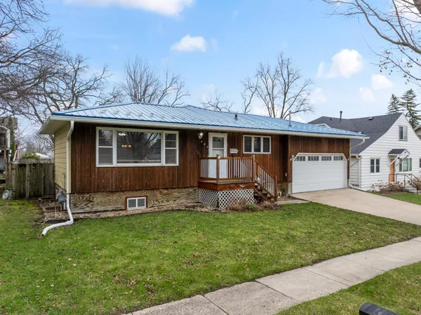 $299,900 | 206 1st Avenue Northwest, Kasson, MN 55944
