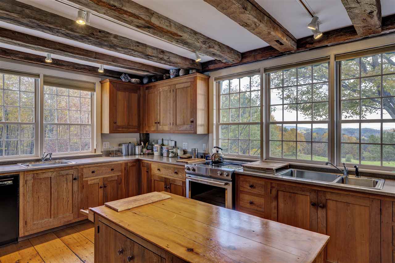 224 Muir Road Sharon, VT 05065 - Photo 11 of 39
