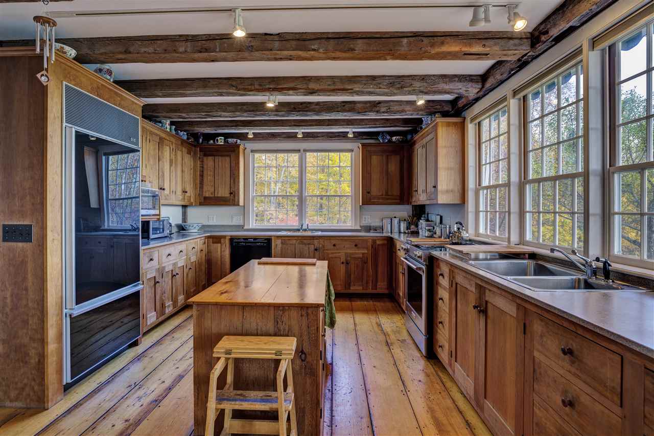 224 Muir Road Sharon, VT 05065 - Photo 13 of 39