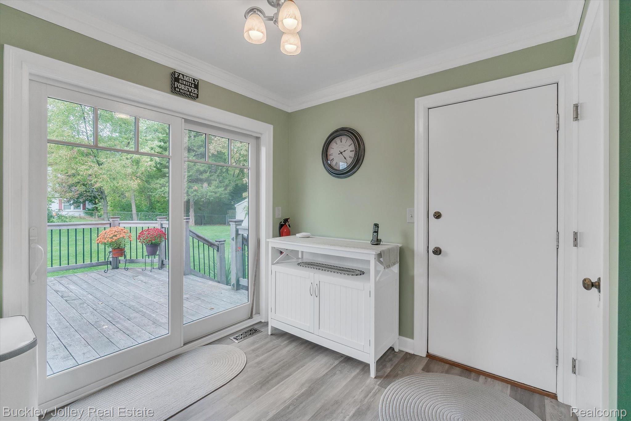 7471 Ore Lake Road Brighton, MI 48116 - Photo 16 of 42 Vinyl Plank Flooring
