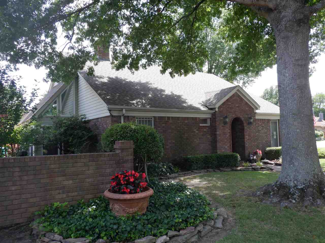 7065 Belsfield Road Memphis, TN 38119 - Photo 2 of 20 Gallery Image 2