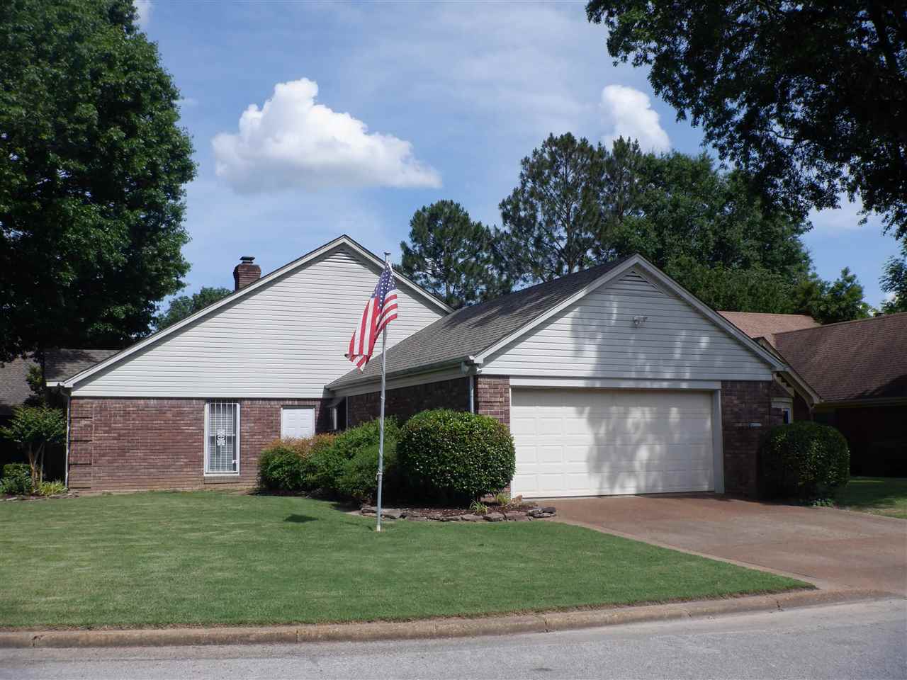 7065 Belsfield Road Memphis, TN 38119 - Photo 3 of 20 Gallery Image 3