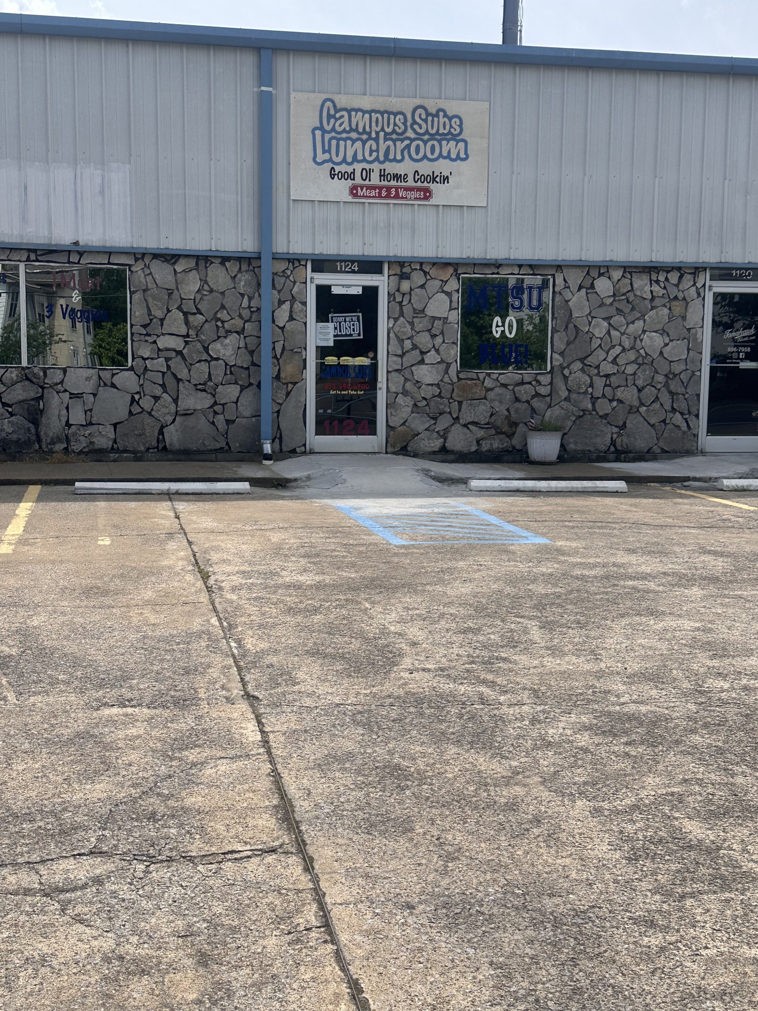 a view of a fireplace