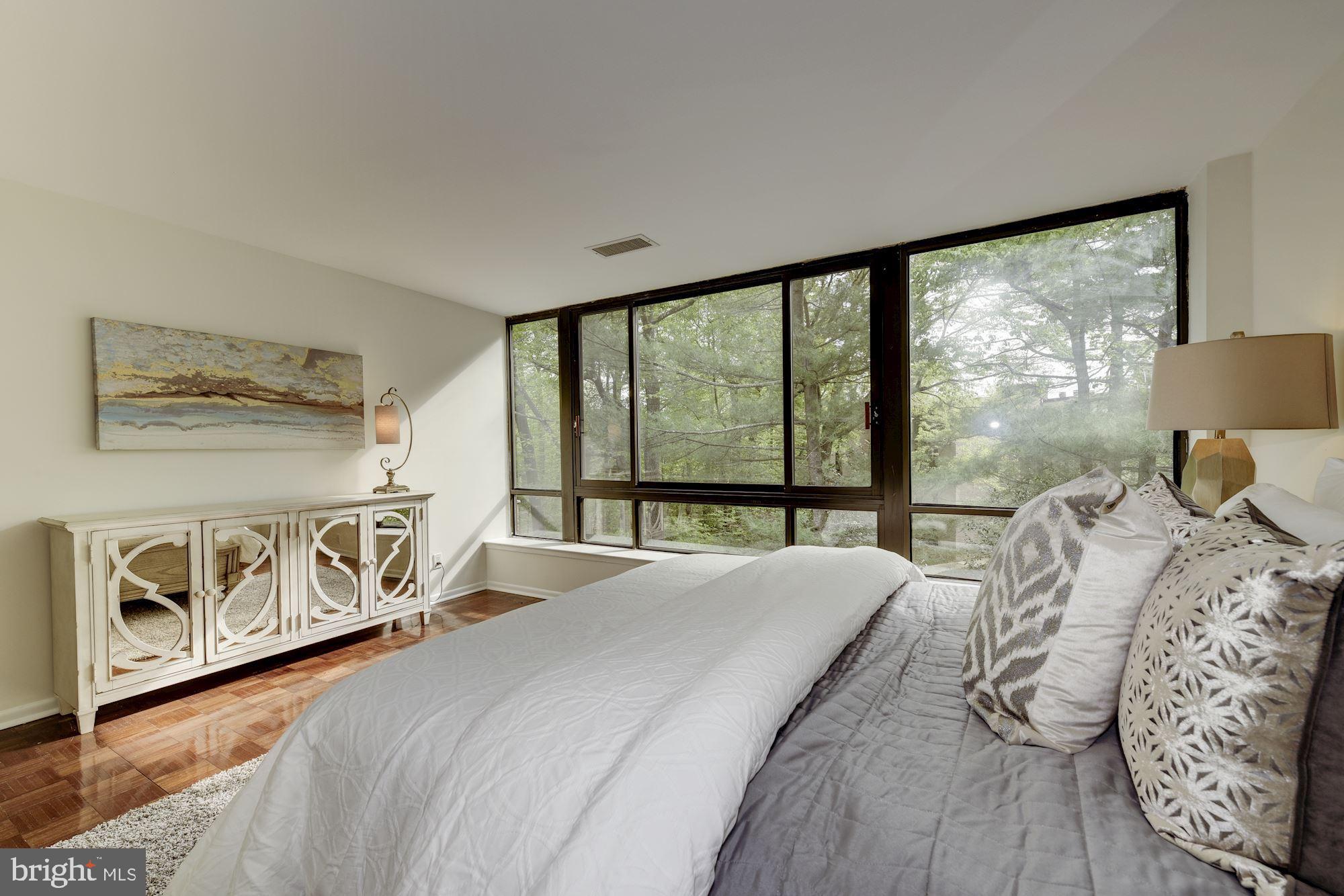4924 Sentinel Drive, Unit 2401 Bethesda, MD 20816 - Photo 15 of 35 Master Bedroom