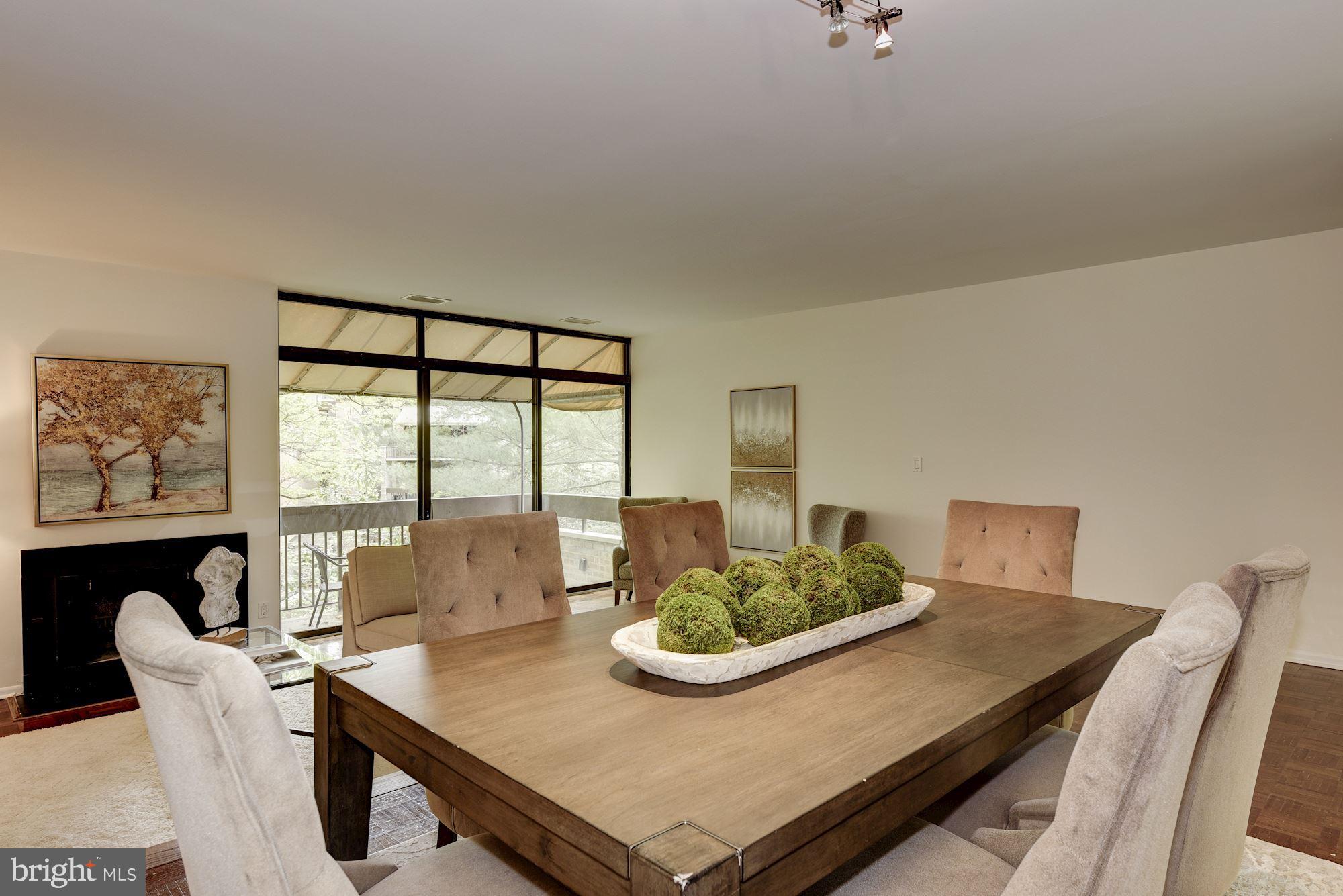 4924 Sentinel Drive, Unit 2401 Bethesda, MD 20816 - Photo 9 of 35 Dining room
