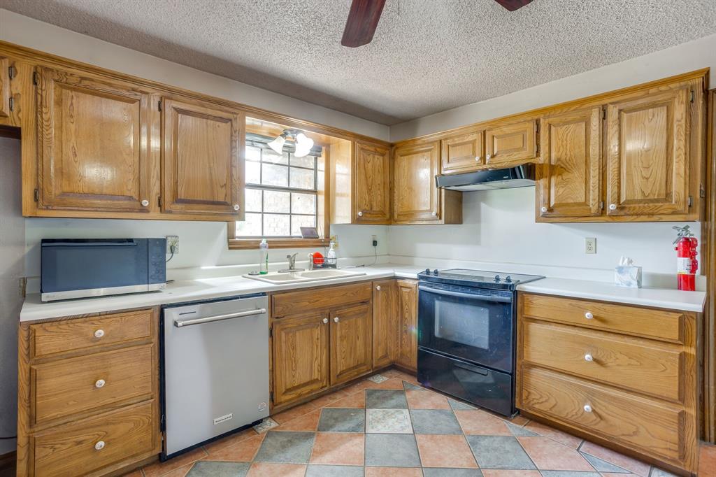 4763 Blue Flat Road Gordon, TX 76453 - Photo 17 of 39 Gallery Image 17