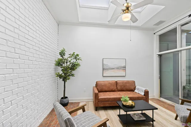 $599,000 | 61 Jamestowne Court, Unit 61, Baton Rouge, LA 70809