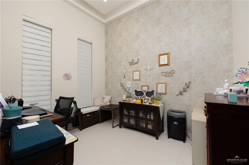 809 Rio Grande Drive Mission, TX 78572 - Photo 15 of 43 a living room with furniture and wooden floor