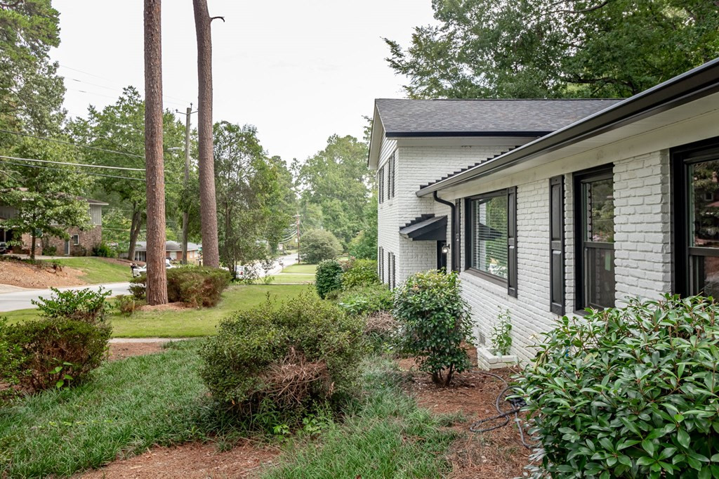 3016 Sussex Road Augusta, GA 30909 - Photo 8 of 47