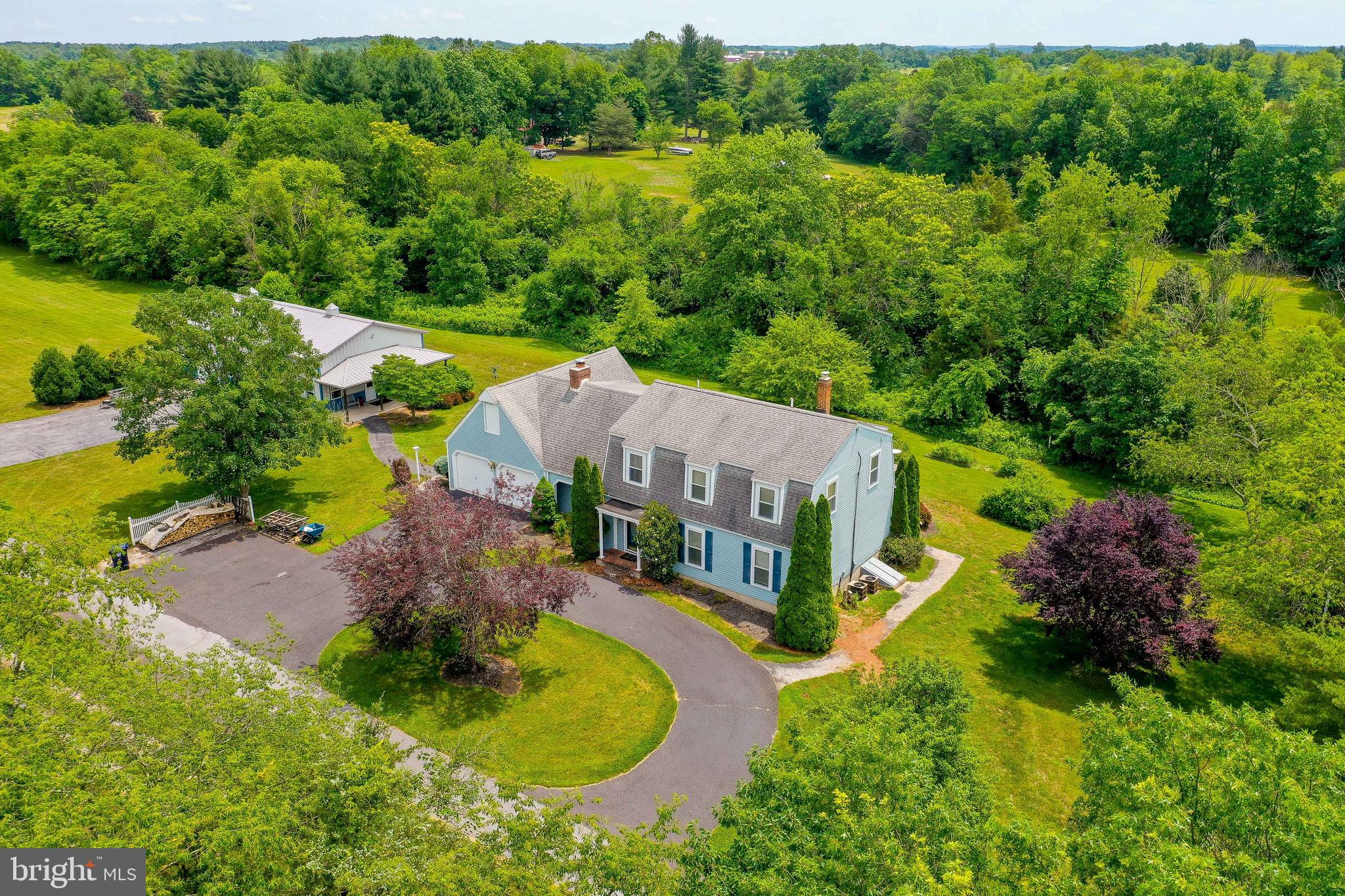 4050 Baptist Road Taneytown, MD 21787 - Photo 3 of 60