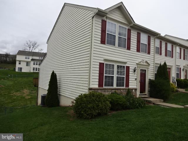 1901 Orchard View Road Reading, PA 19606 - Photo 2 of 12