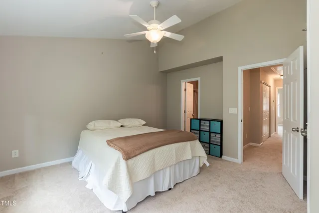 $289,999 | 100 Stratford Lakes Drive, Unit 150, Durham, NC 27713