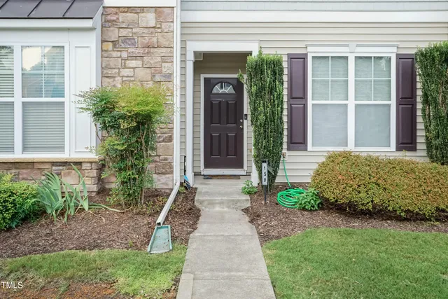 $289,999 | 100 Stratford Lakes Drive, Unit 150, Durham, NC 27713