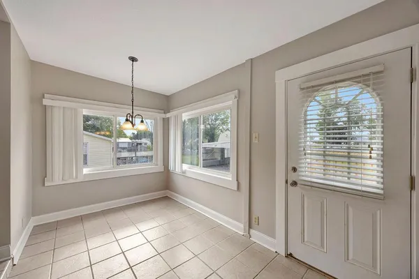 $214,000 | 515 Liberty Avenue, West College Corner, IN 47003