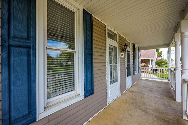 $214,000 | 515 Liberty Avenue, West College Corner, IN 47003