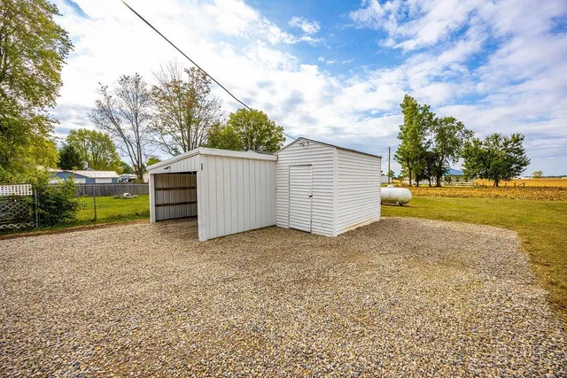 $224,900 | 515 Liberty Avenue, West College Corner, IN 47003