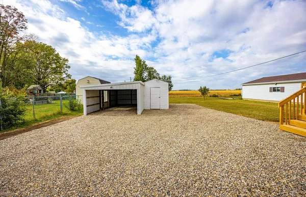 $214,000 | 515 Liberty Avenue, West College Corner, IN 47003