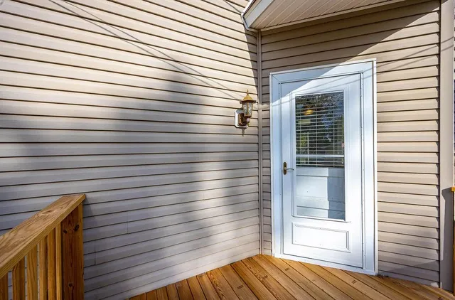 $224,900 | 515 Liberty Avenue, West College Corner, IN 47003