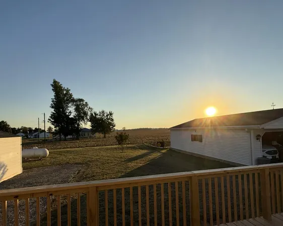 $214,000 | 515 Liberty Avenue, West College Corner, IN 47003