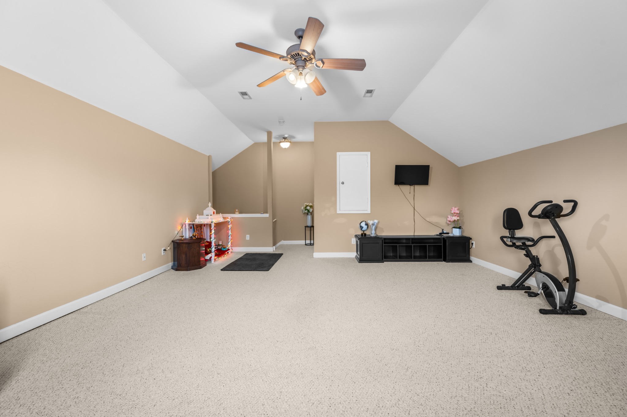 2601 Danbury Circle Spring Hill, TN 37174 - Photo 23 of 31 a view of a livingroom with furniture and a ceiling fan