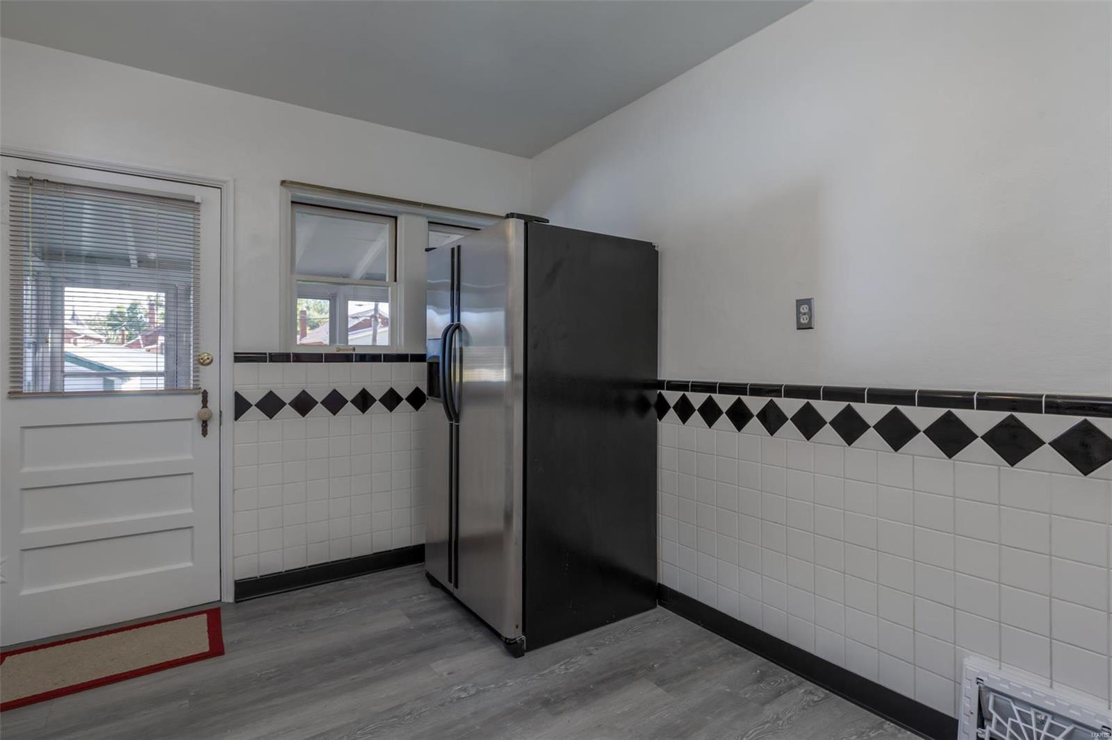 9310 MacKenzie Road St. Louis, MO 63123 - Photo 14 of 34