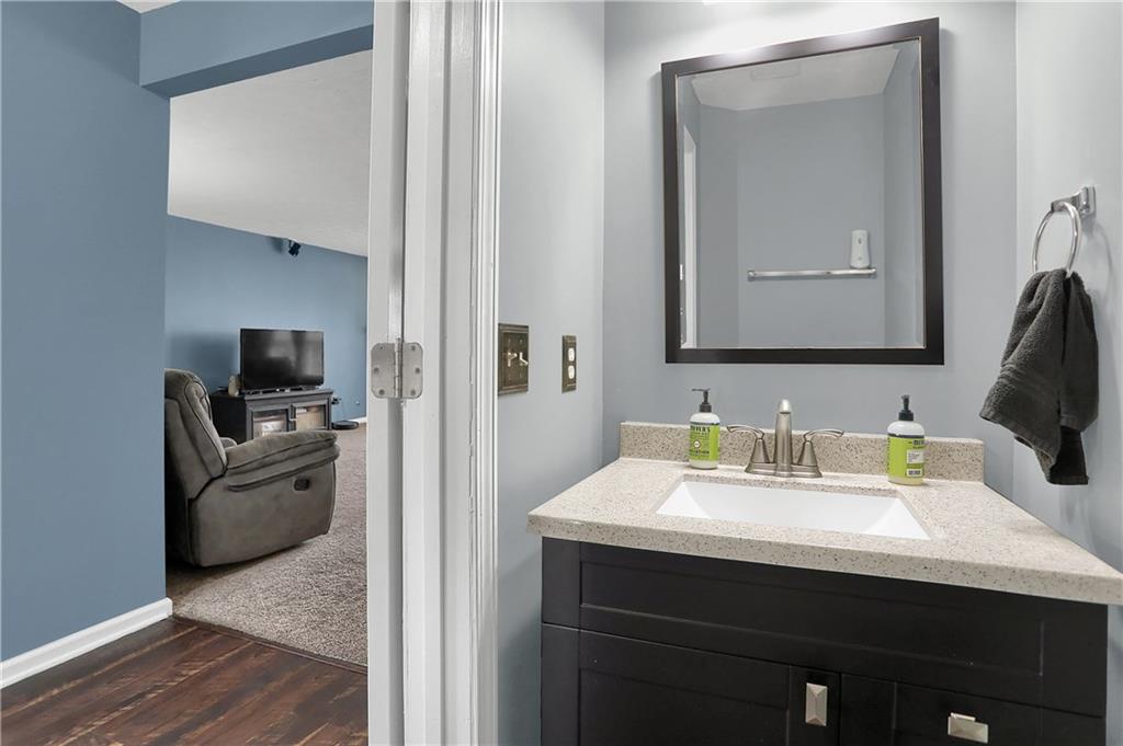 5729 Yorktown Road Plainfield, IN 46168 - Photo 16 of 46 Gallery Image 16