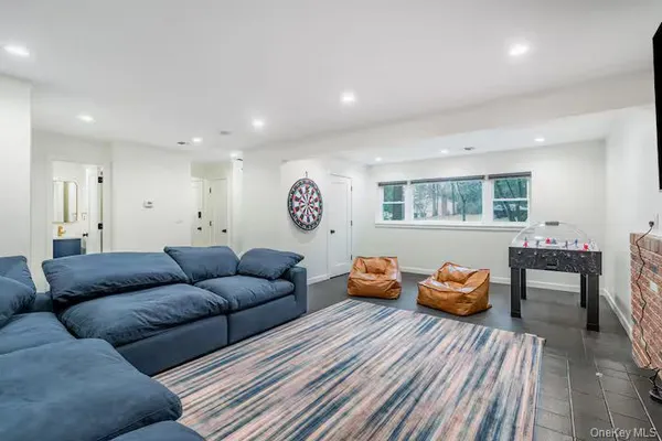 $9,200 | 9 East Stemmer Lane, Suffern, NY 10901