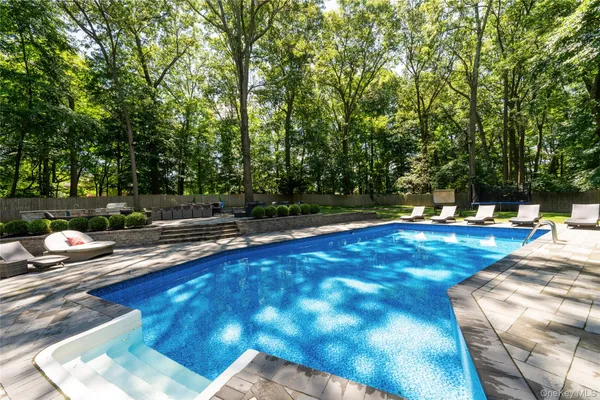 $9,200 | 9 East Stemmer Lane, Suffern, NY 10901