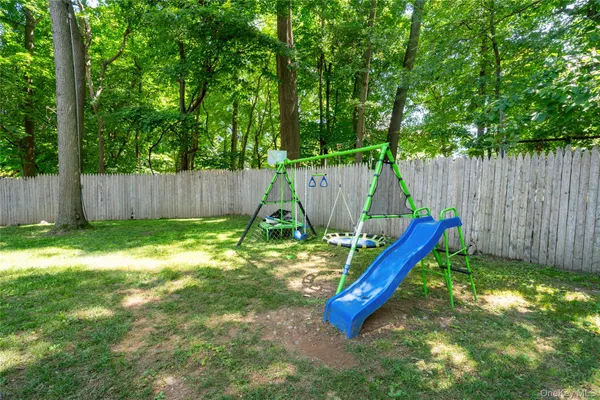 $9,200 | 9 East Stemmer Lane, Suffern, NY 10901