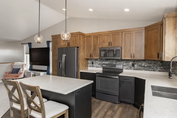 $319,500 | 1132 46th Avenue South, Moorhead, MN 56560