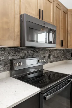 $319,500 | 1132 46th Avenue South, Moorhead, MN 56560