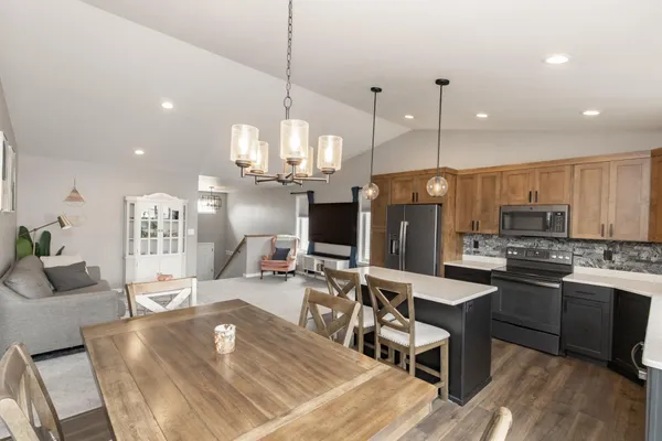 $319,500 | 1132 46th Avenue South, Moorhead, MN 56560