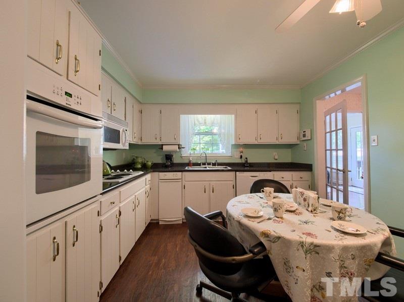 2410 Folger Street Raleigh, NC 27604 - Photo 14 of 25