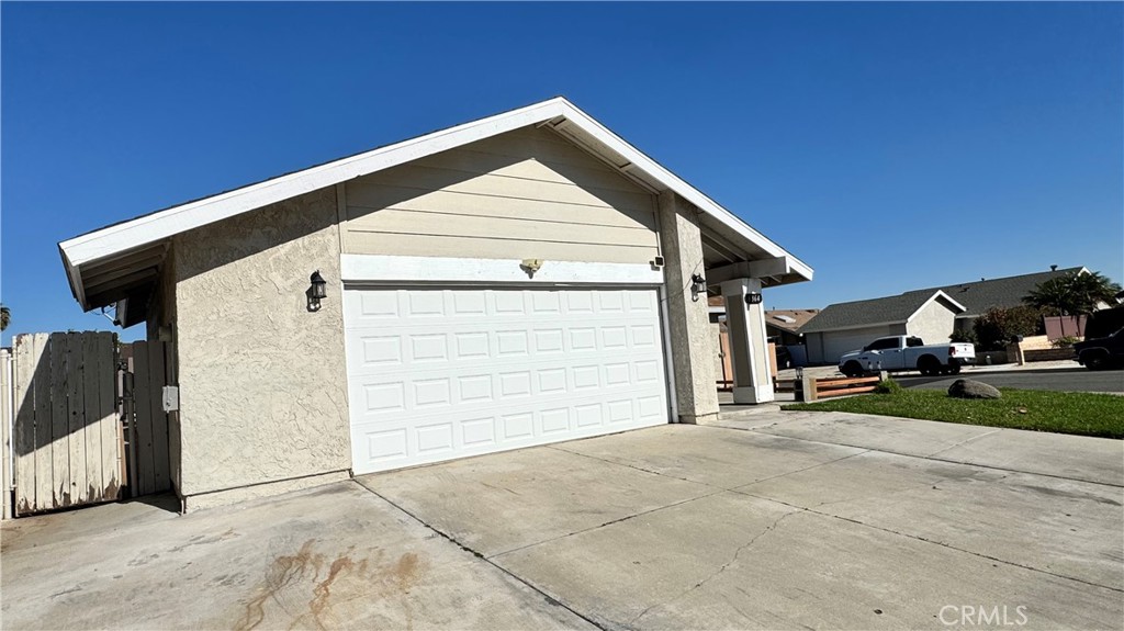 6364 Indian Camp Road Jurupa Valley, CA 92509 - Photo 3 of 50