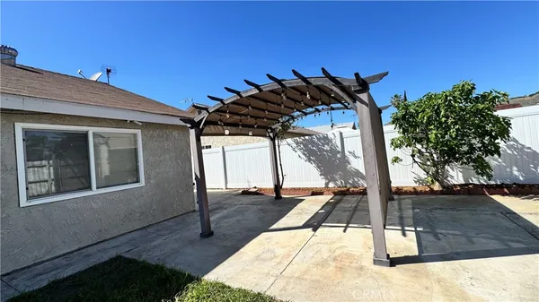 $3,000 | 6364 Indian Camp Road, Jurupa Valley, CA 92509