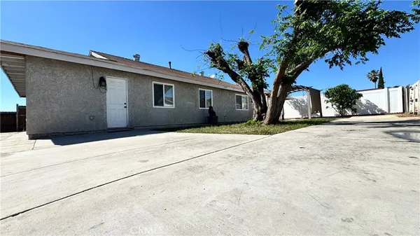 $3,000 | 6364 Indian Camp Road, Jurupa Valley, CA 92509