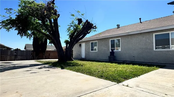 $3,000 | 6364 Indian Camp Road, Jurupa Valley, CA 92509