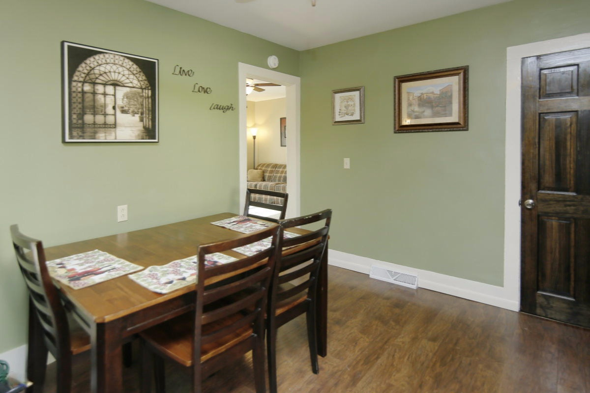 314 East Wheeler Street Three Rivers, MI 49093 - Photo 9 of 18 214 Wheeler-09