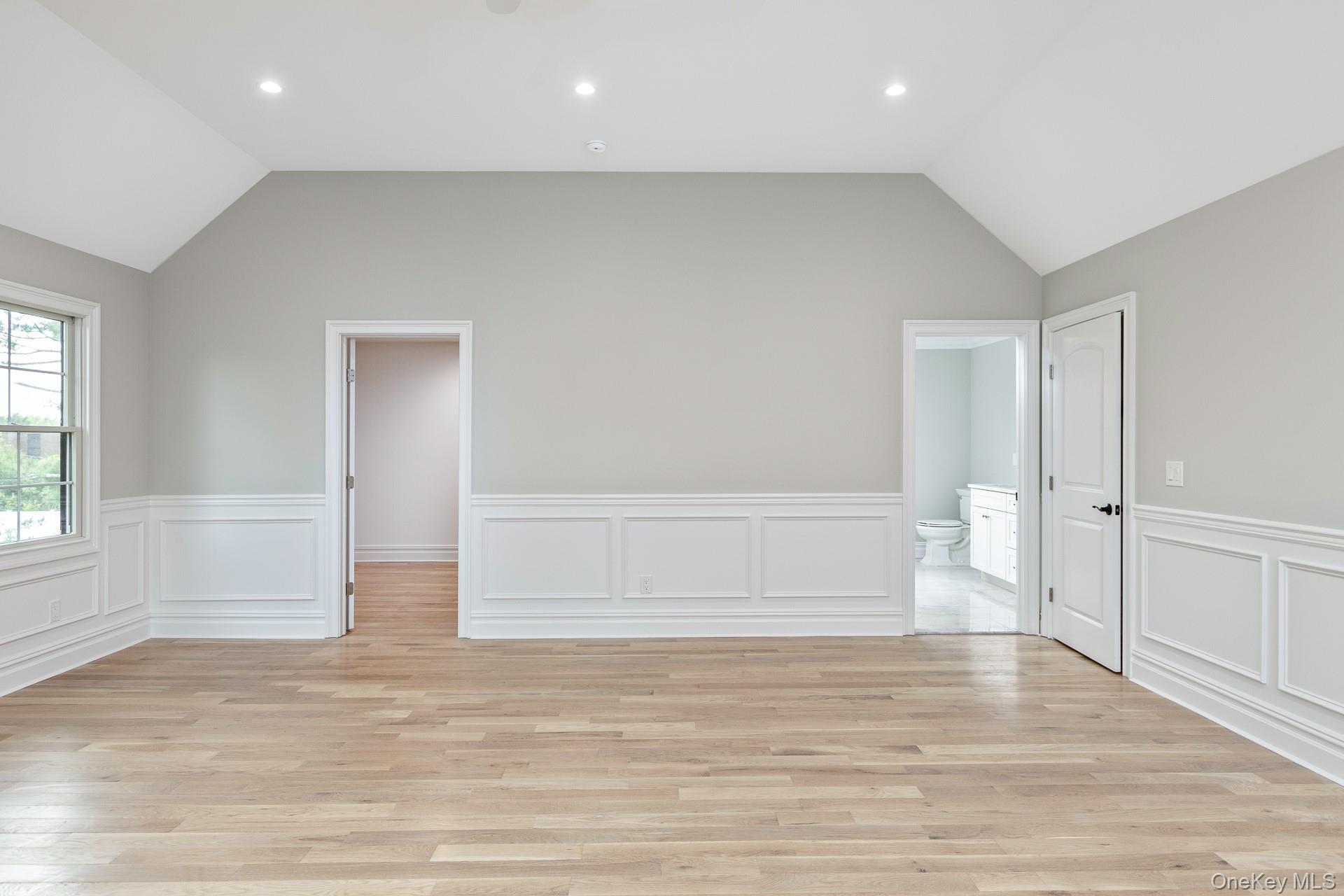223 Town Line Road Commack, NY 11731 - Photo 31 of 36
