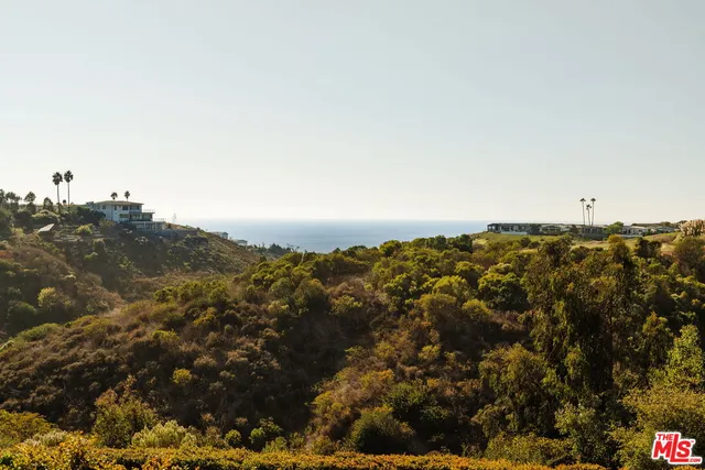 $5,799,999 | 6767 Wandermere Road, Malibu, CA 90265