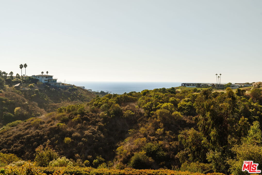 6767 Wandermere Road Malibu, CA 90265 - Photo 17 of 46