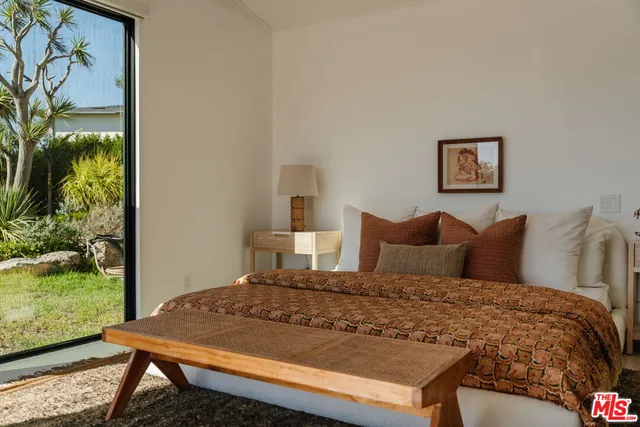 $5,799,999 | 6767 Wandermere Road, Malibu, CA 90265