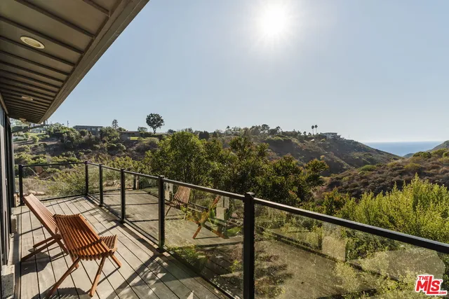 $5,799,999 | 6767 Wandermere Road, Malibu, CA 90265