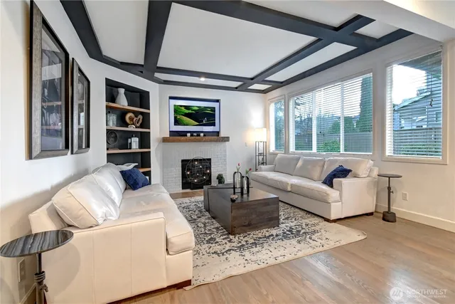 $1,549,000 | 6617 Sword Fern Avenue Southeast, Snoqualmie, WA 98065